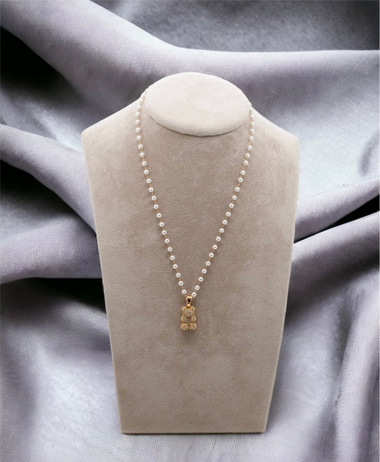 Teddy Elegance necklace